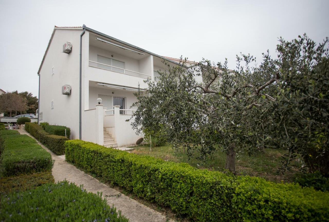 Apartments Gloria 普利莫顿 外观 照片