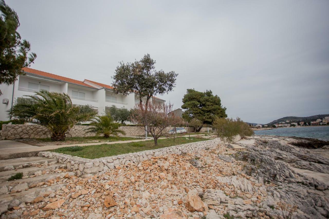 Apartments Gloria 普利莫顿 外观 照片